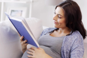 गर्भवती महिलाले पुस्तक पढ्दा शिशुलाई के फाइदा पुग्छ ?
