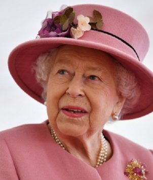 बेलायतकी महारानी एलिजावेथ द्वितियाको ९६ वर्षको उमेरमा निधन
